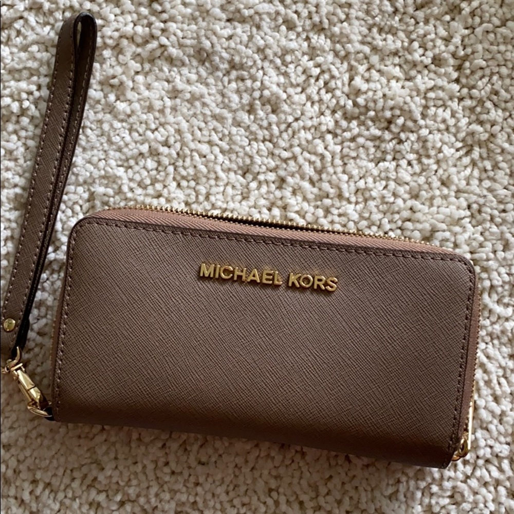 Michael Kora wallet/wristlet